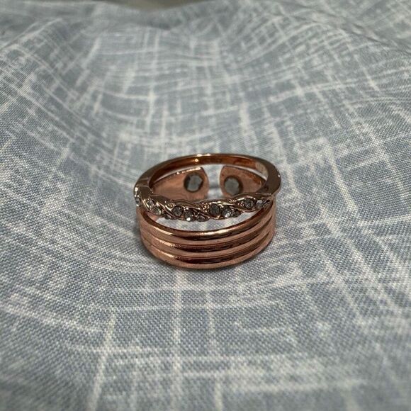 Vintage Jewelry - Pair of Stackable Copper Magnetic Rings 7